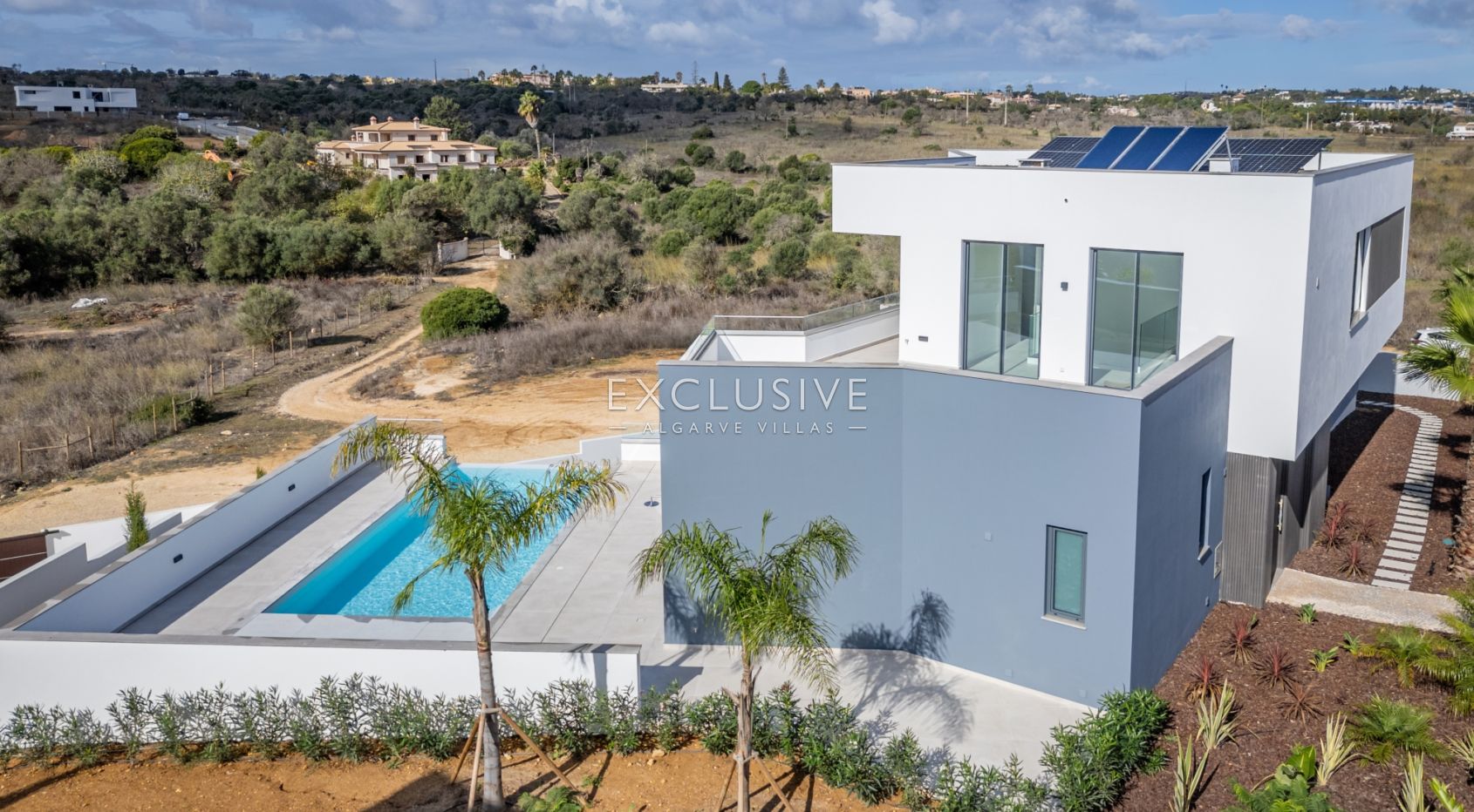 Villa moderne de 4 chambres avec vue imprenable à Lagos, Algarve