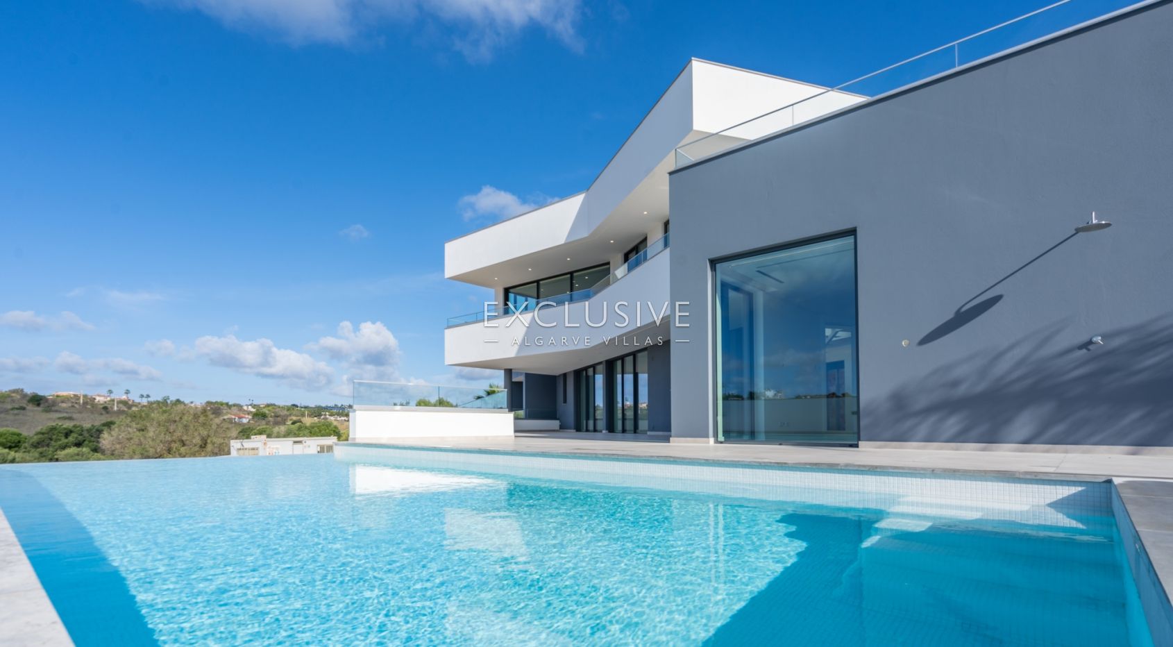 Villa moderne de 4 chambres avec vue imprenable à Lagos, Algarve
