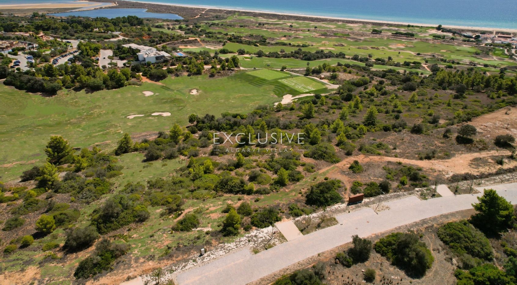 Plot for construction, stunning sea views, on Palmares golf course, Lagos, Algarve