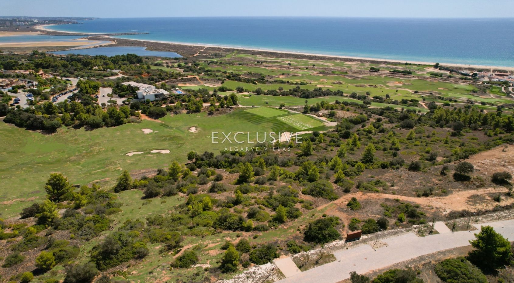 in Lagos (Algarve), Palmares golf course, building plot for large villa with ocean view