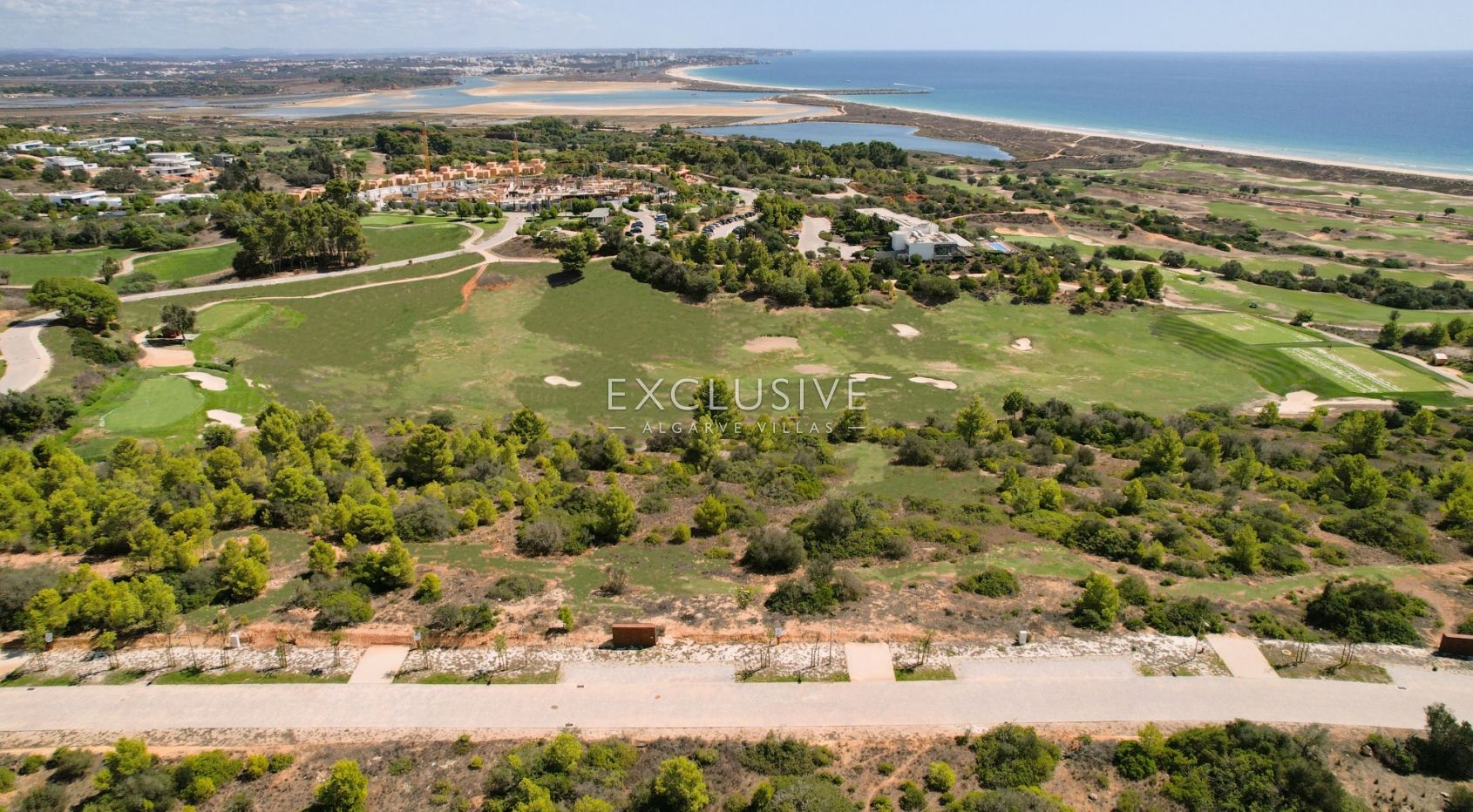 terrain constructible avec vue sur l'océan dans le Palmares golf resort, Lagos, Algarve
