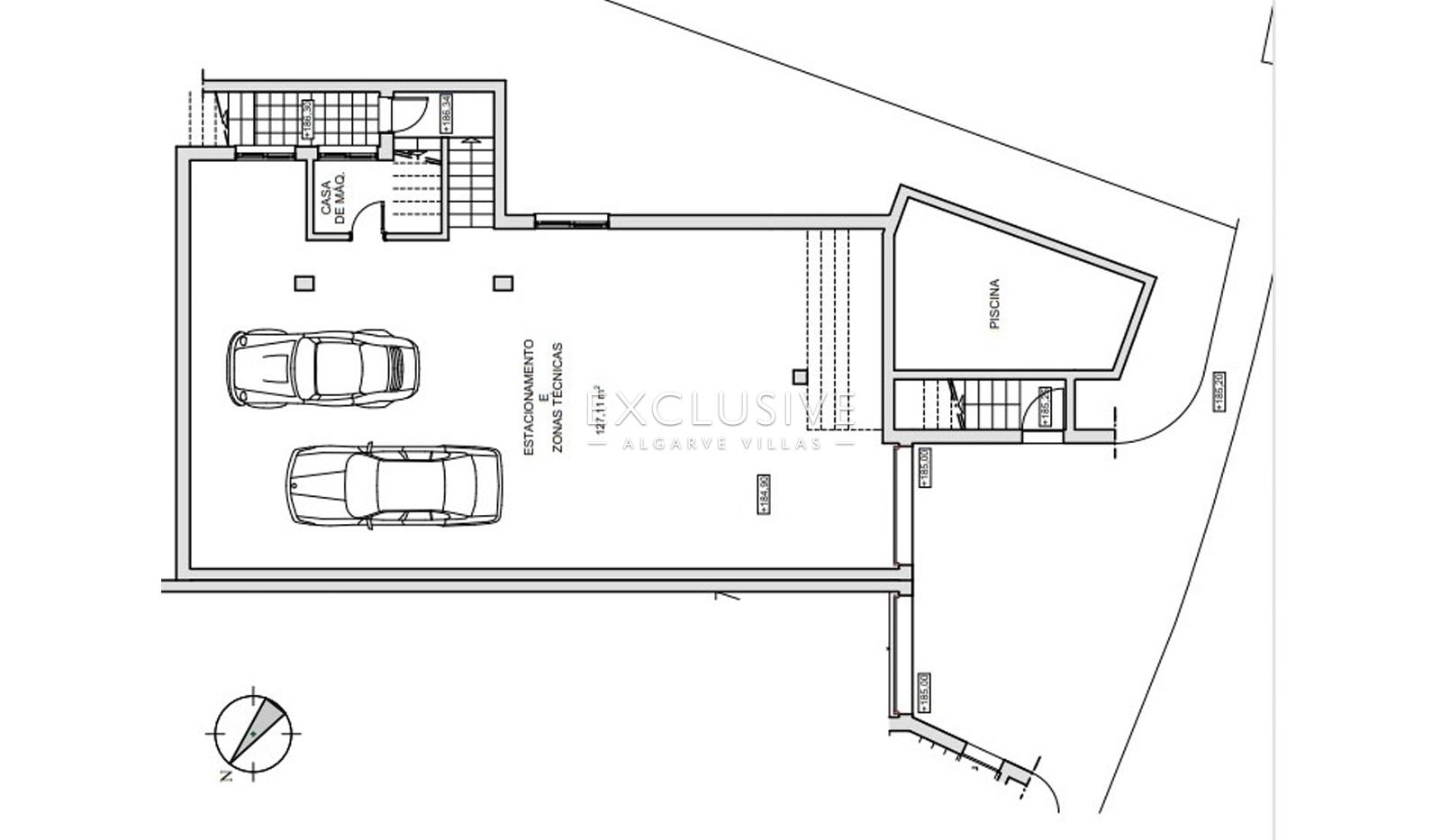 Modern 3 bedroom semi-detached villa with pool, Sta Barbara de Nexe, Algarve