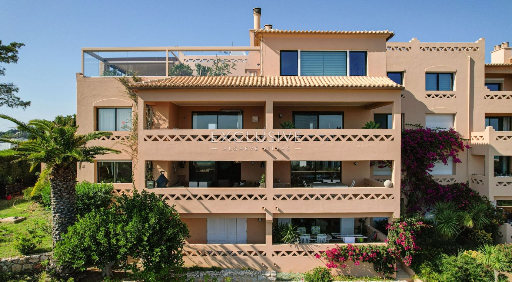Gut präsentierte 3-Zimmer-Wohnung mit unglaublichem Meerblick, in Lagos (Algarve)