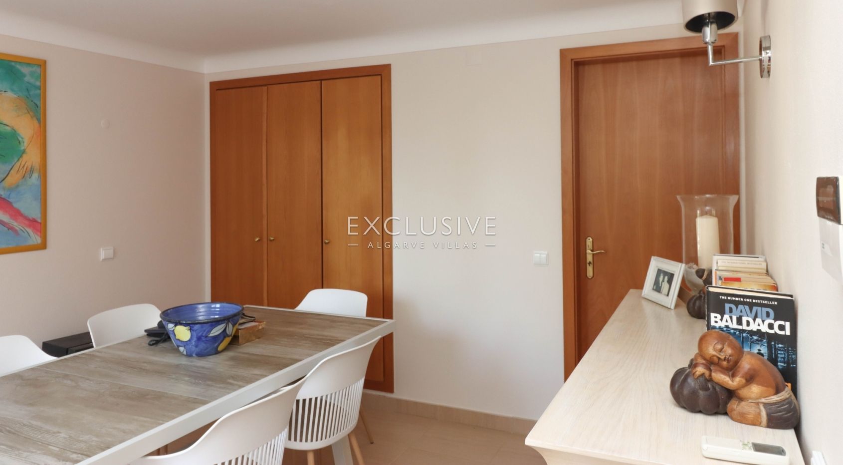 villa mit 3 Schlafzimmern auf einer Ebene am Rande von Carvoeiro, Algarve