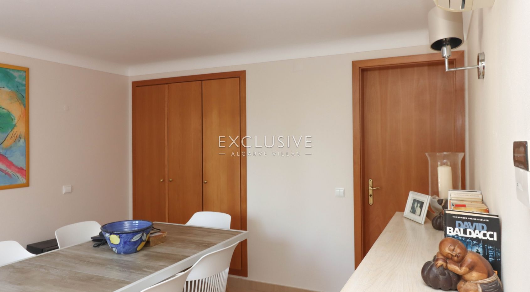 villa mit 3 Schlafzimmern auf einer Ebene am Rande von Carvoeiro, Algarve