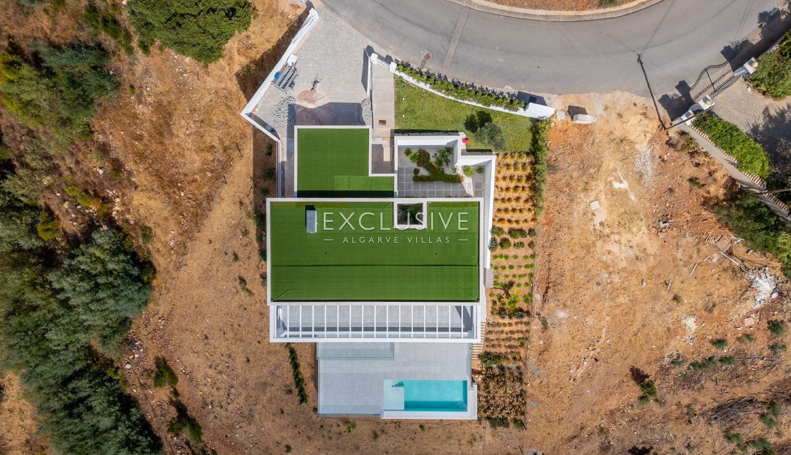Neue luxuriöse Villa mit Aufzug und Meerblick in Caldas de Monchique, Algarve.