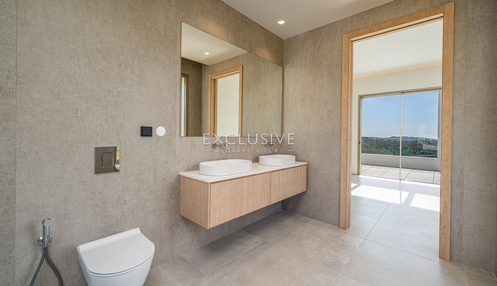 Neue luxuriöse Villa mit Aufzug und Meerblick in Caldas de Monchique, Algarve.