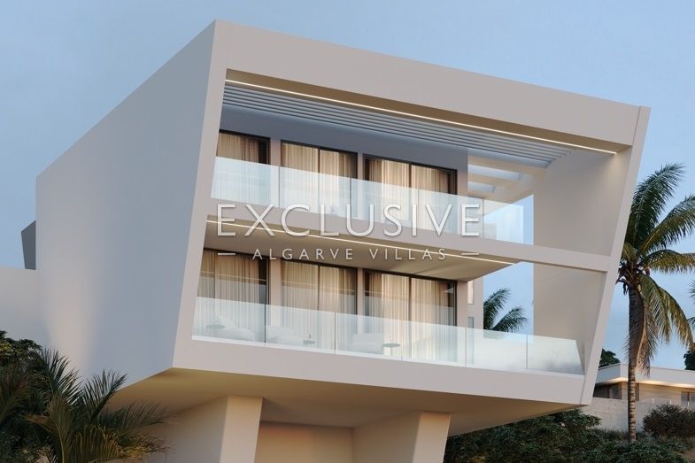 New luxury villa in Carvoeiro, 1 km from beach, modern design, rooftop swimming pool