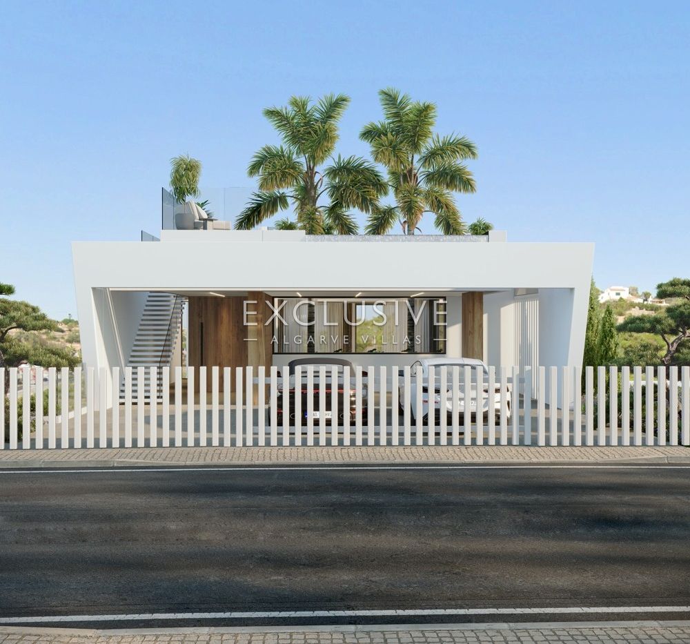 New luxury villa in Carvoeiro, 1 km from beach, modern design, rooftop swimming pool