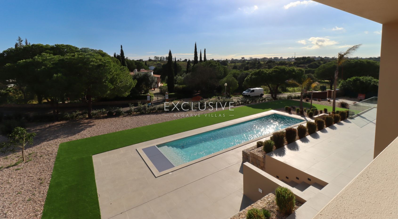 Modern Villa Salicos, Carvoeiro, Algarve