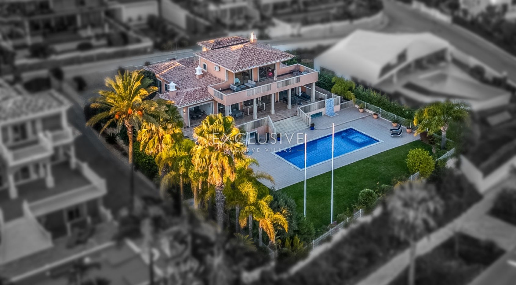 Impressive villa with sea views at Porto de Mós-Lagos-Algarve