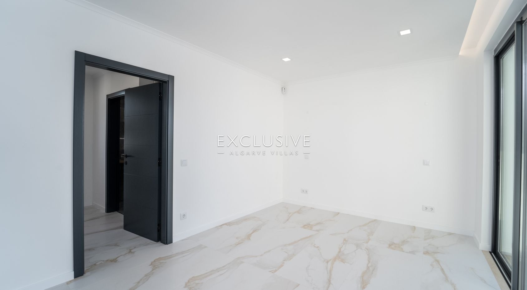Brand new modern villa Lagos, Algarve