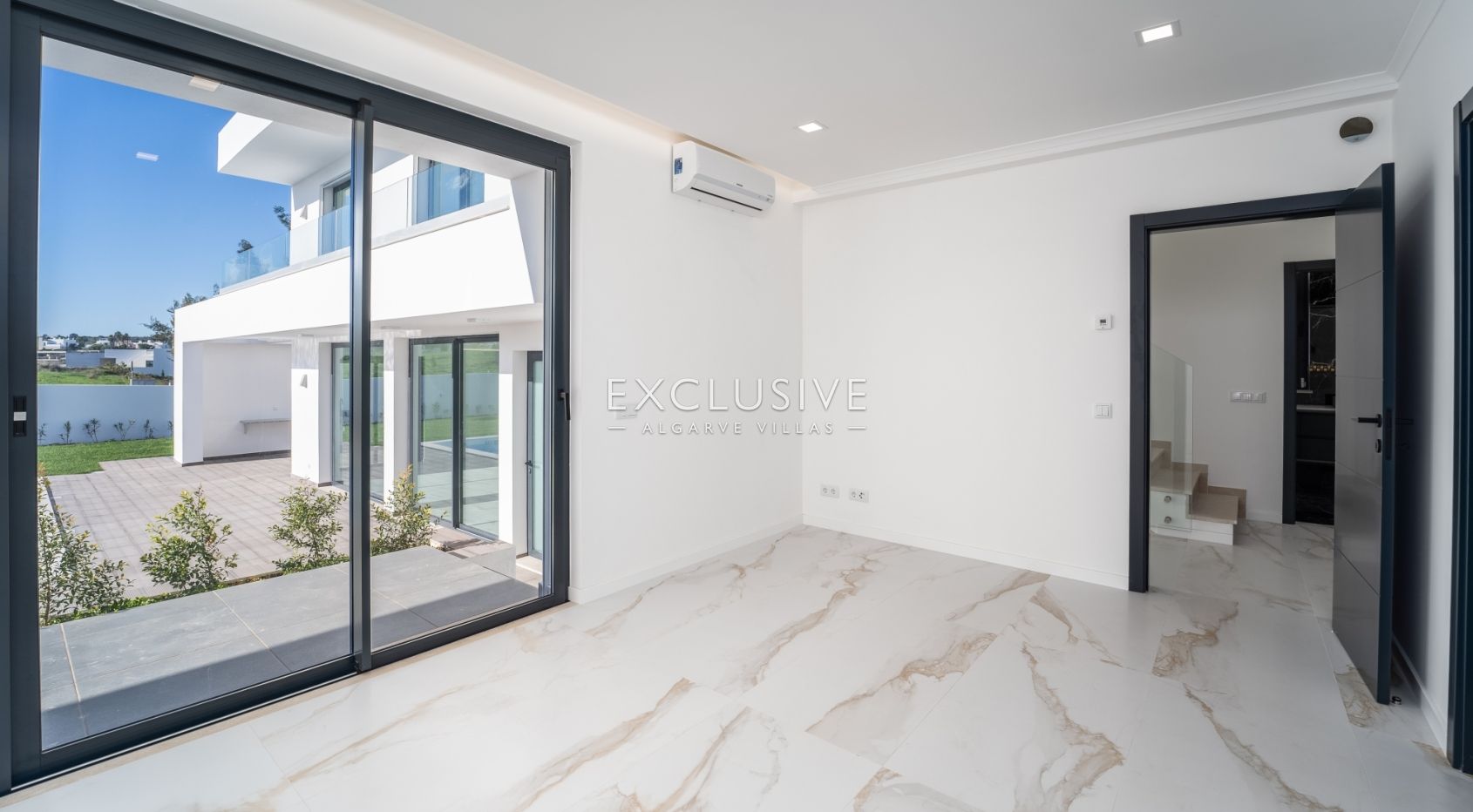 Brand new modern villa Lagos, Algarve