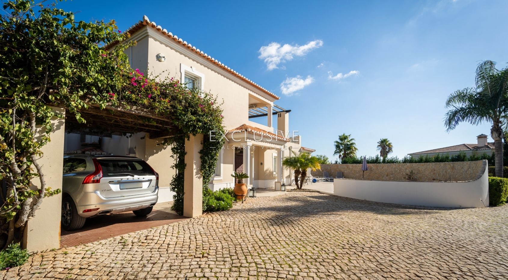 Prachtige 4 slaapkamer villa met zeezicht in Praia da Luz (Algarve)