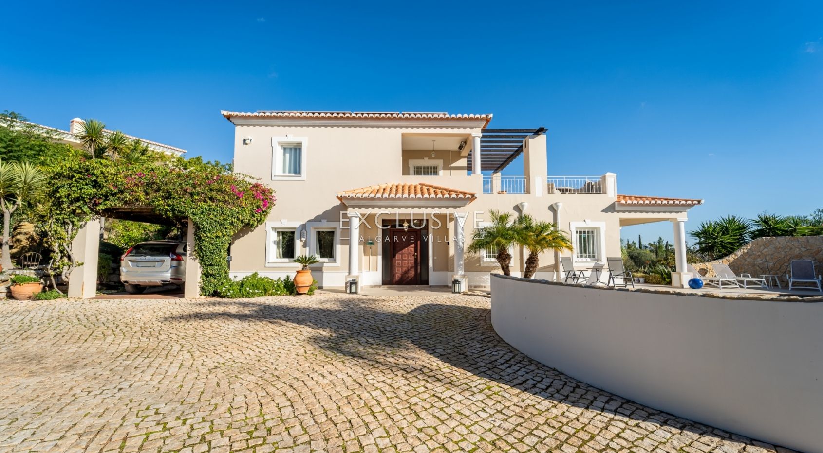 Prachtige 4 slaapkamer villa met zeezicht in Praia da Luz (Algarve)