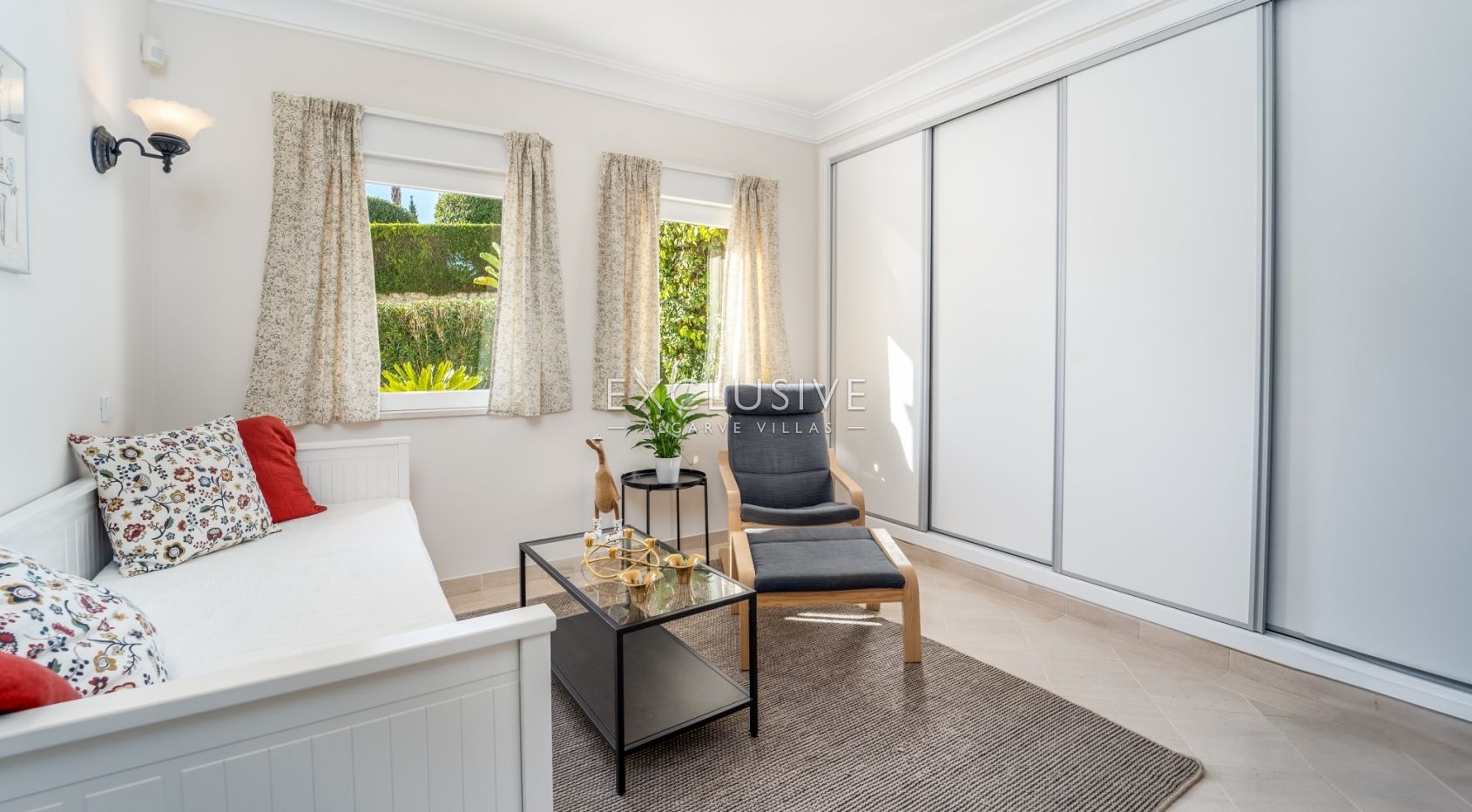Prachtige 4 slaapkamer villa met zeezicht in Praia da Luz (Algarve)