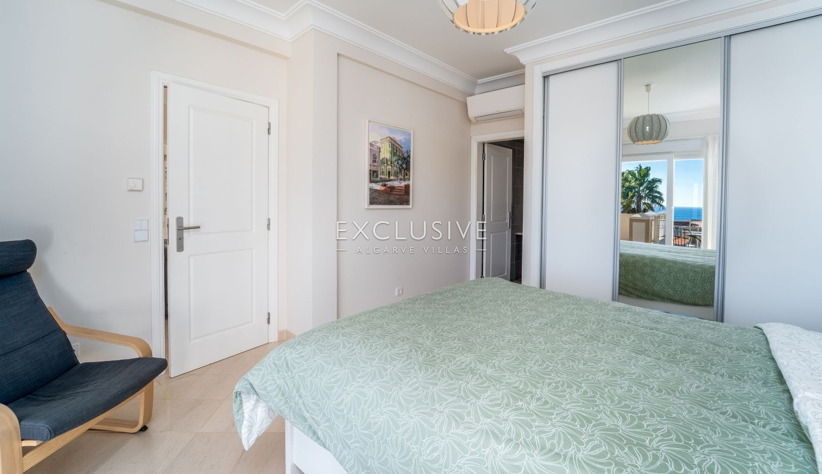 Prachtige 4 slaapkamer villa met zeezicht in Praia da Luz (Algarve)