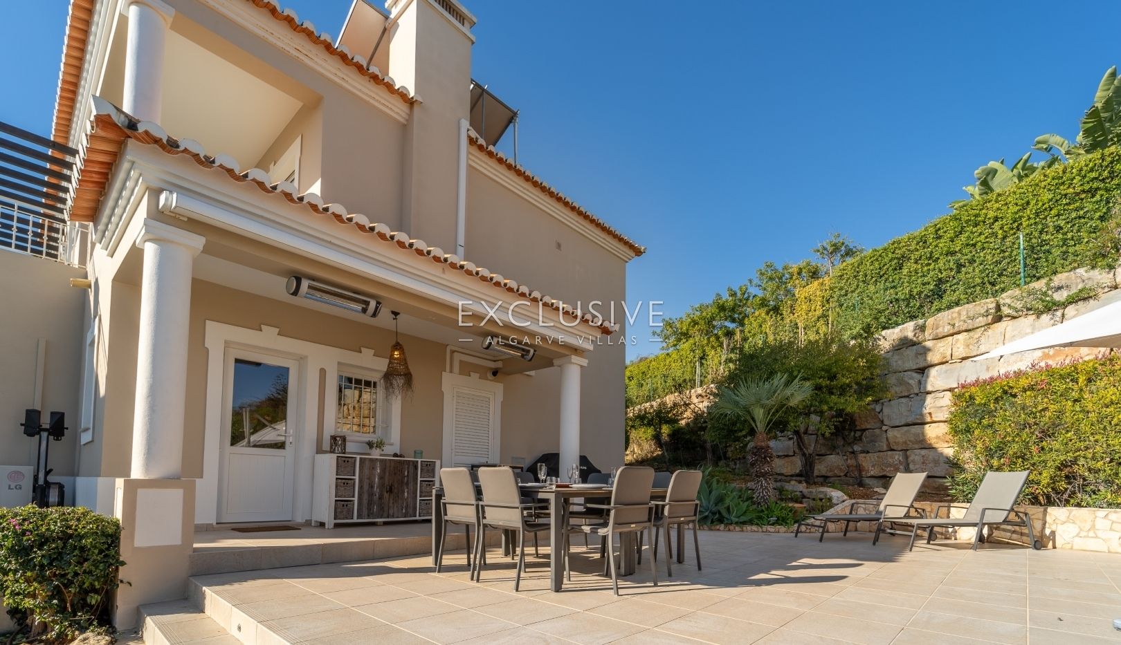 Prachtige 4 slaapkamer villa met zeezicht in Praia da Luz (Algarve)