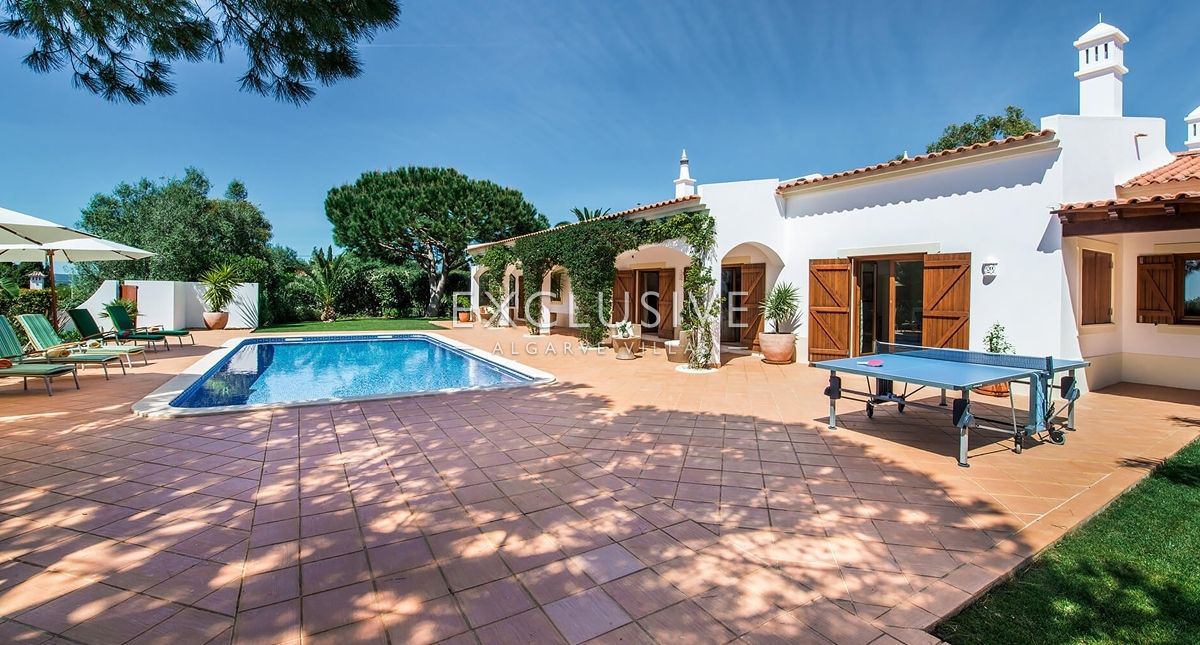 Belle villa de plain-pied de quatre chambres à Lagos, Algarve