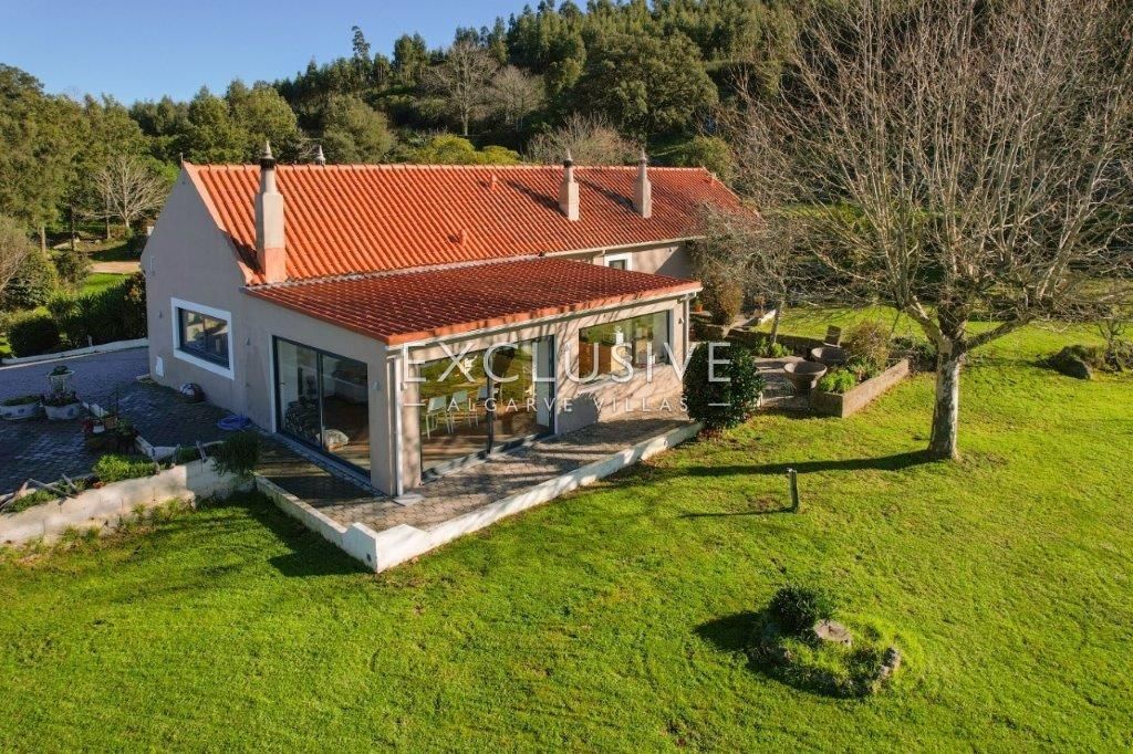 Plattelandshuis met annex en modern comfort en oceaanzicht in Monchique