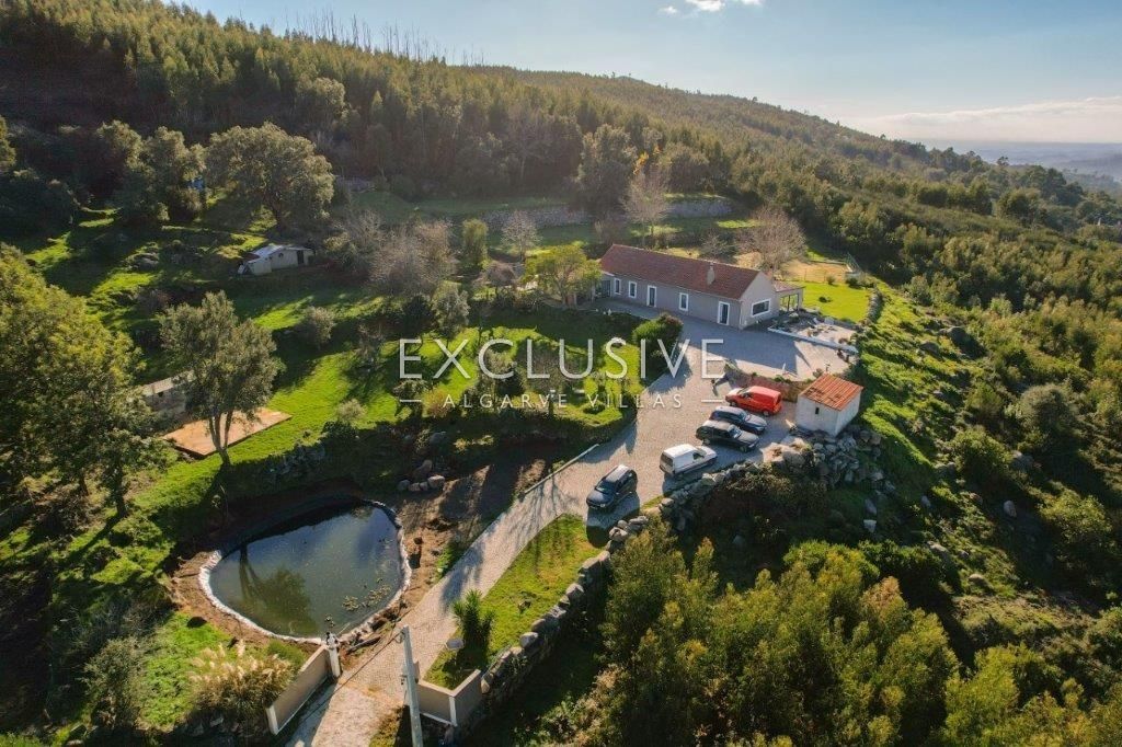 Plattelandshuis met annex en modern comfort en oceaanzicht in Monchique