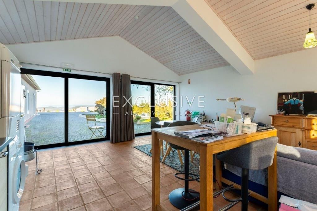Plattelandshuis met annex en modern comfort en oceaanzicht in Monchique