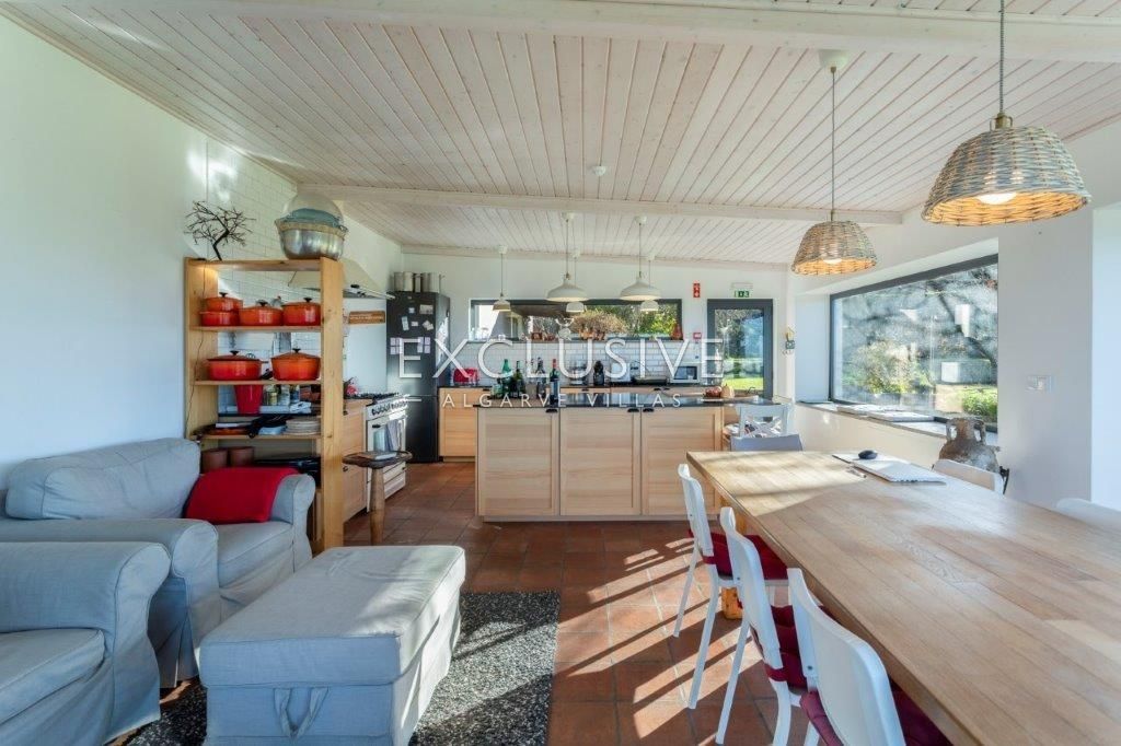 Plattelandshuis met annex en modern comfort en oceaanzicht in Monchique