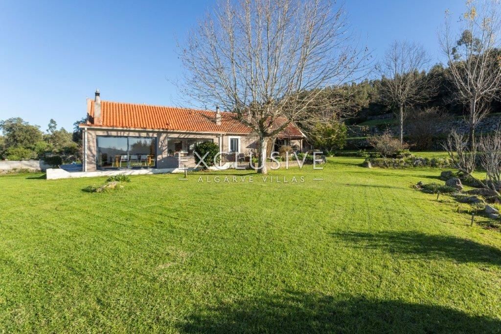 Plattelandshuis met annex en modern comfort en oceaanzicht in Monchique