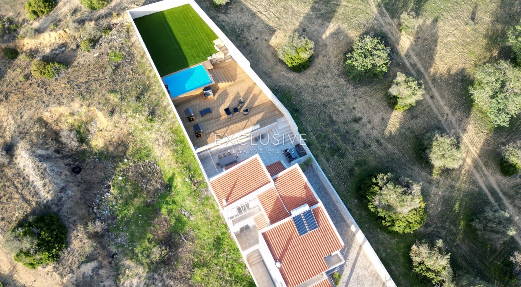 Moradia V5 recentemente remodelada Fonte Santa, Triângulo Dourado, Algarve