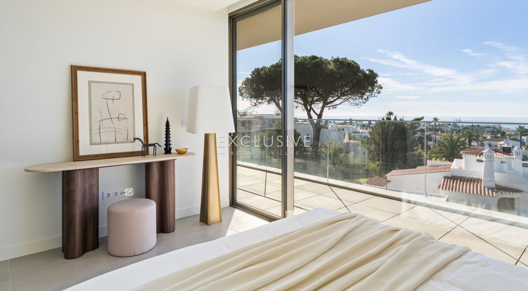 Luxe 4 bed penthouse met zeezicht in Carvoeiro