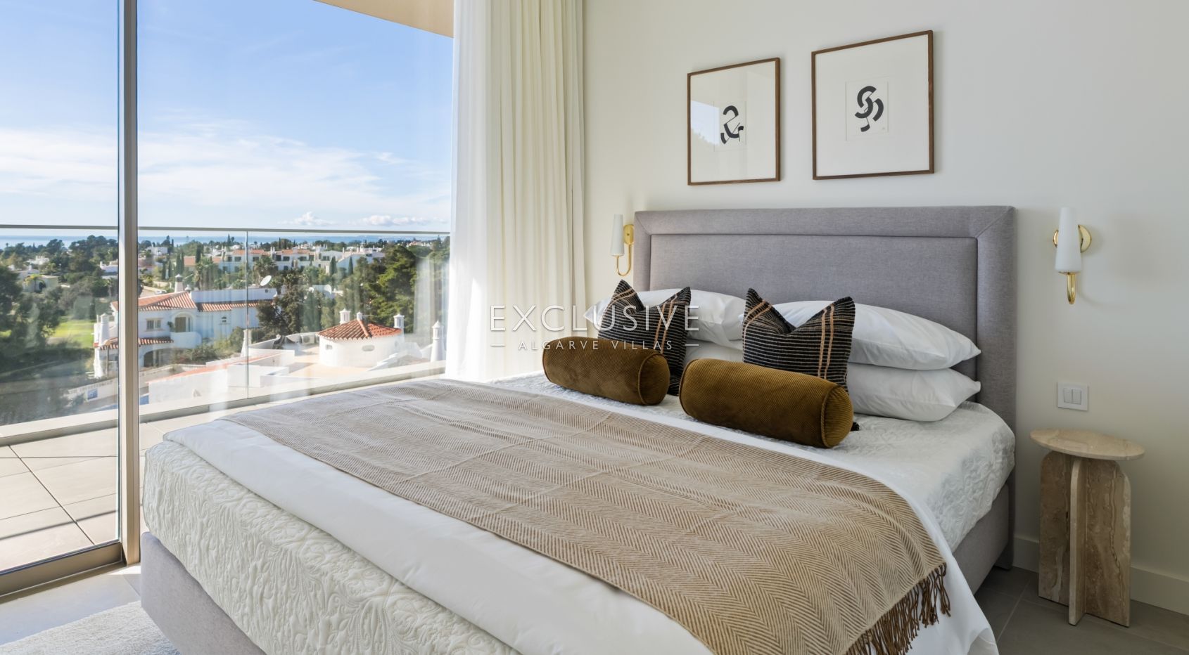 Luxe 4 bed penthouse met zeezicht in Carvoeiro
