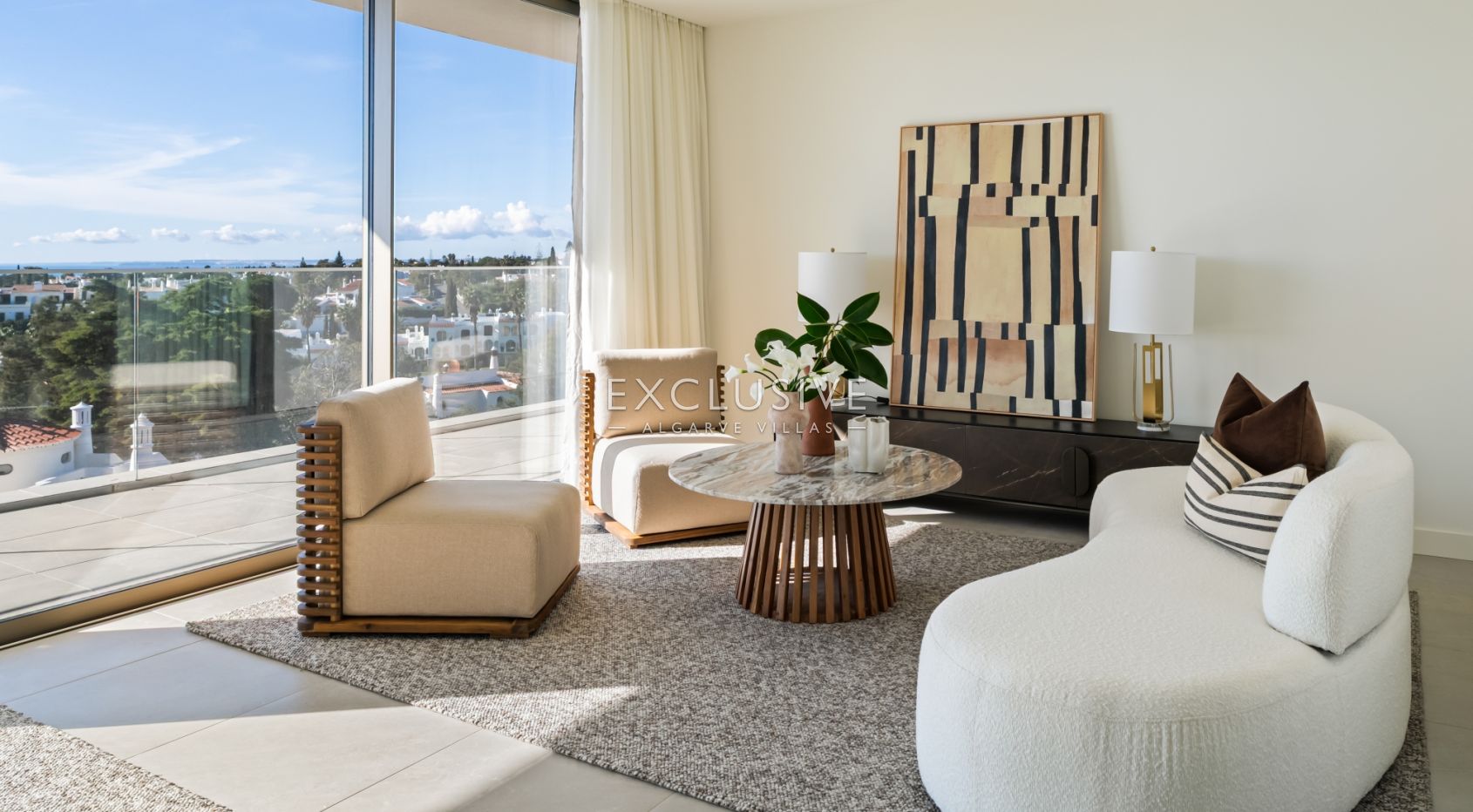 Luxe 4 bed penthouse met zeezicht in Carvoeiro