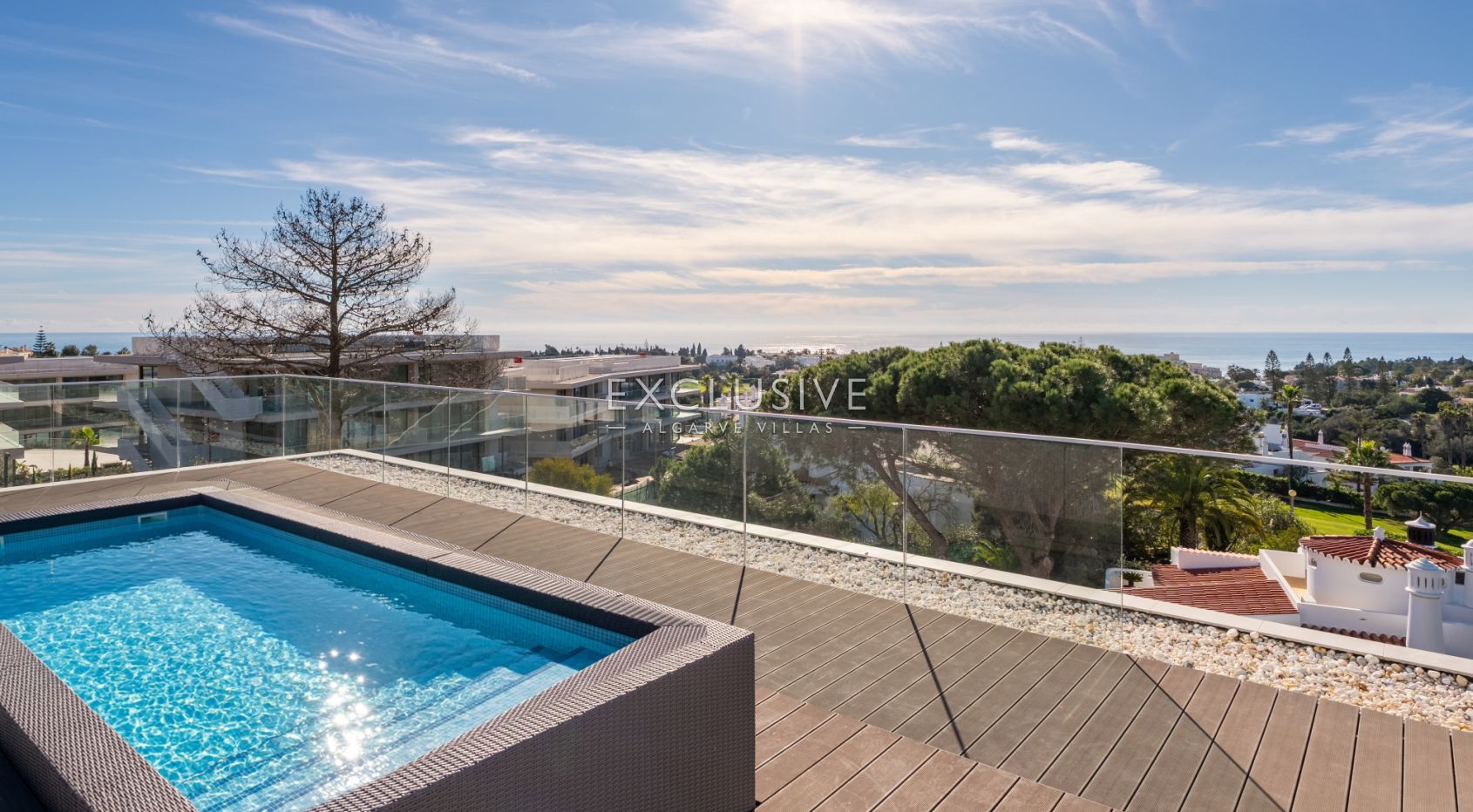 Luxe 4 bed penthouse met zeezicht in Carvoeiro