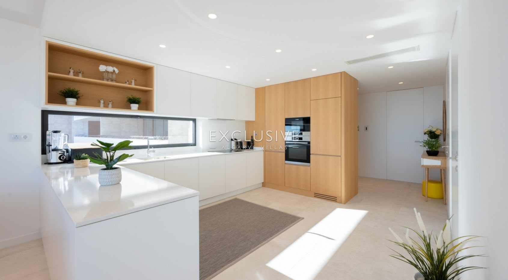 Modern 3 bedroom apartment with sea views in Lagos, Algarve