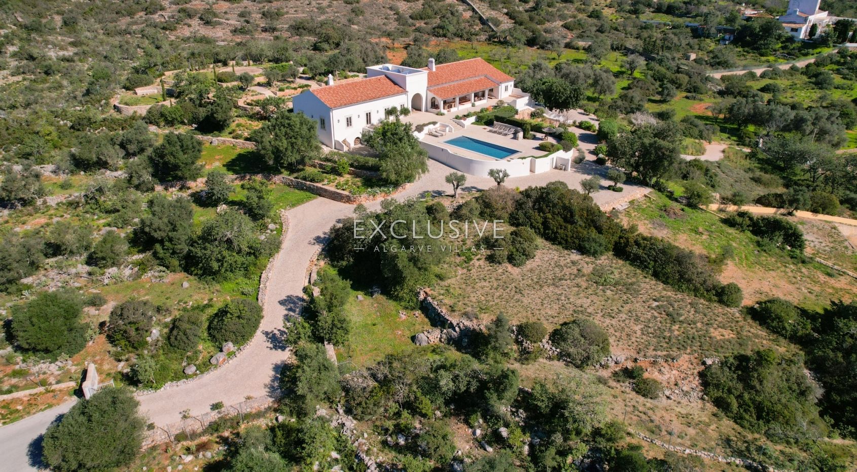 Moradia de campo com design e vista mar em Boliqueime, Algarve