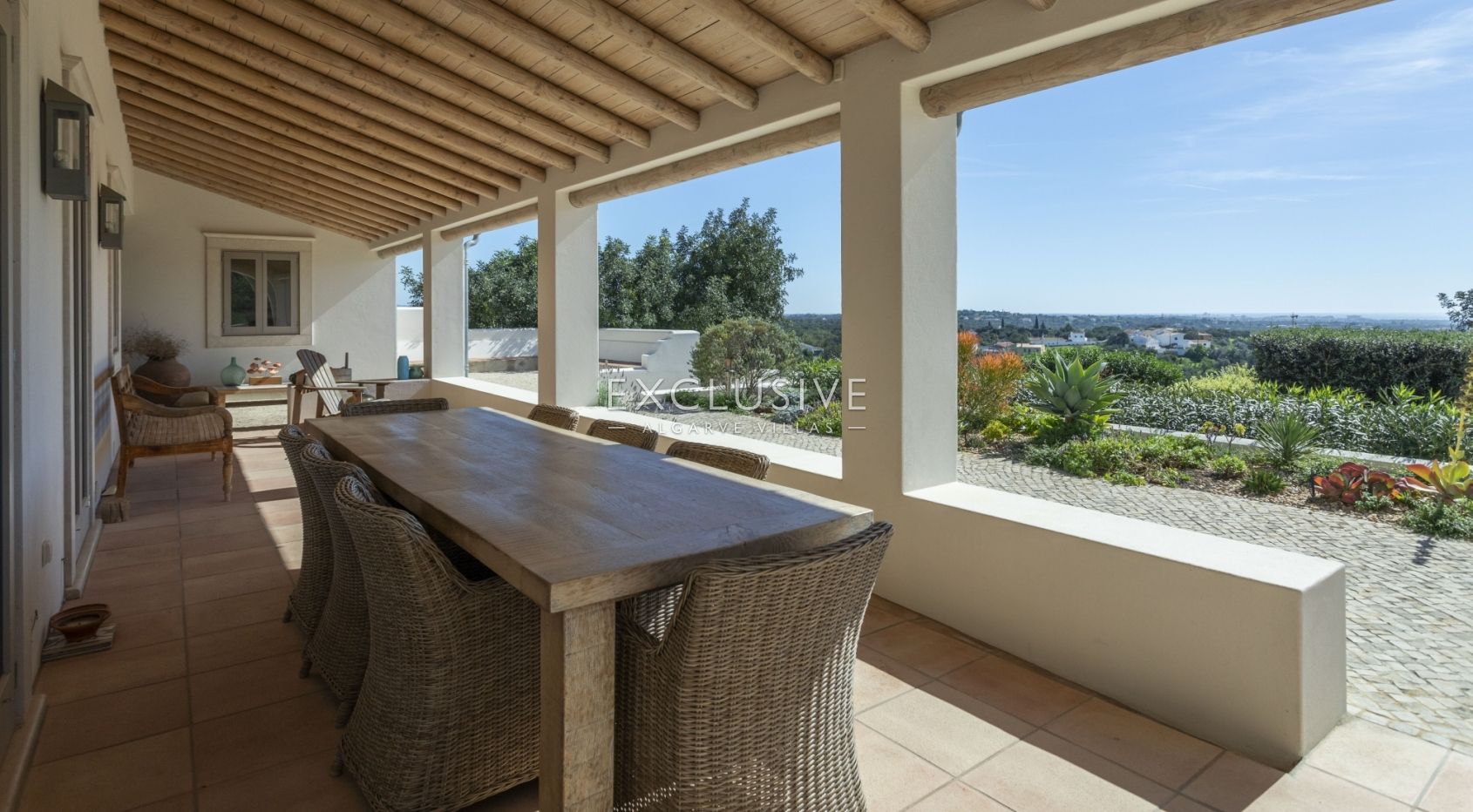 Moradia de campo com design e vista mar em Boliqueime, Algarve