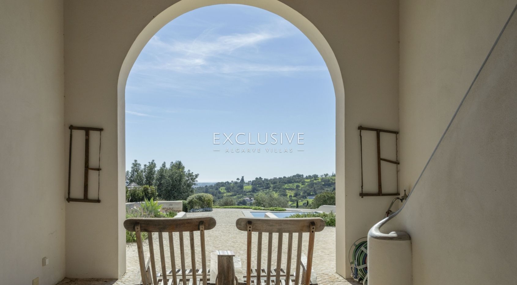 Moradia de campo com design e vista mar em Boliqueime, Algarve