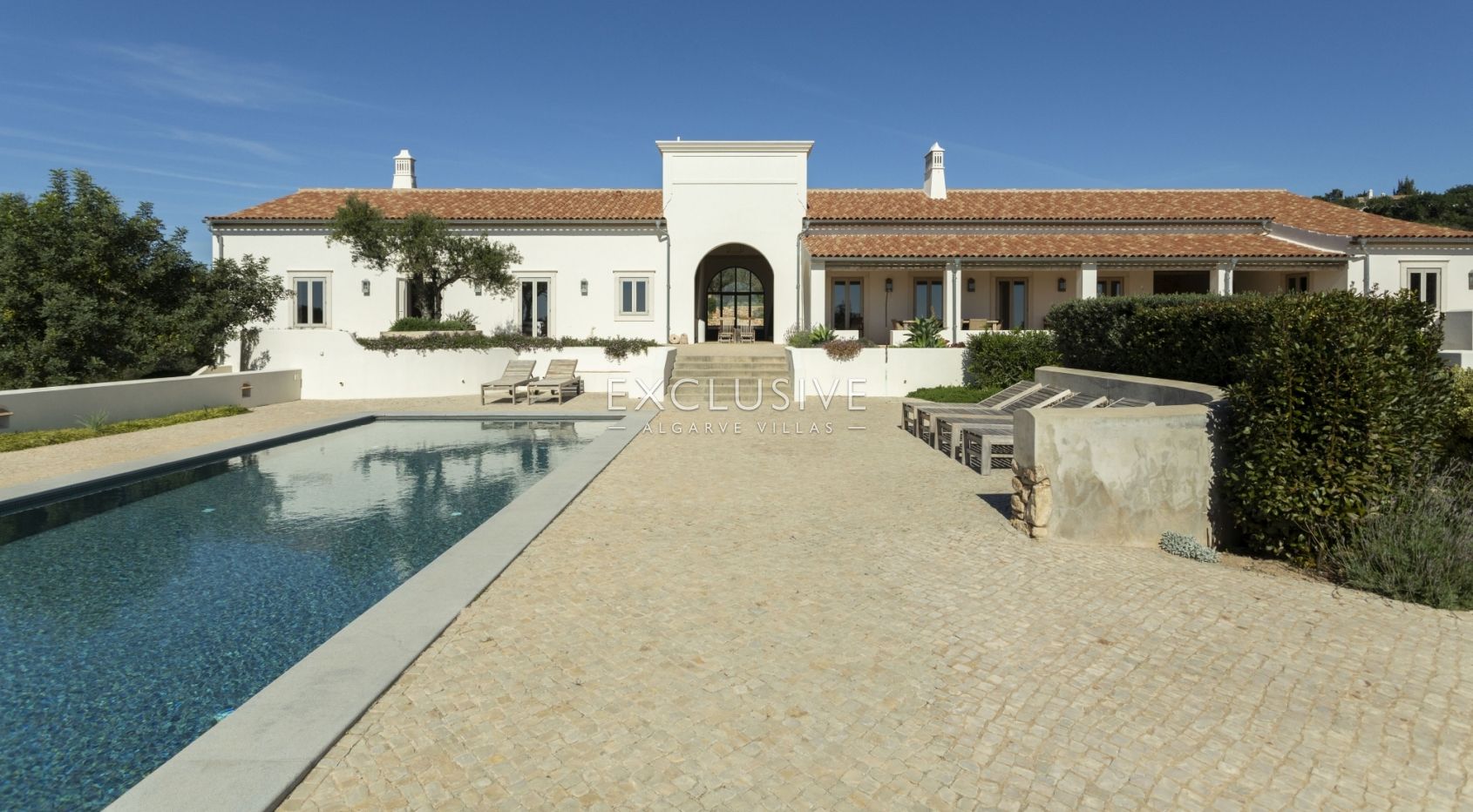 Moradia de campo com design e vista mar em Boliqueime, Algarve