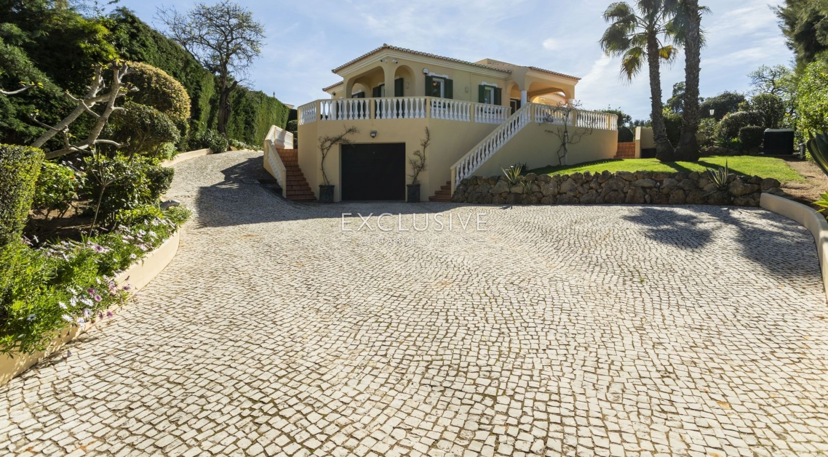 Carvoeiro Moradia V3 grande garagem e piscina perto de campo de golfe e praias, Algarve