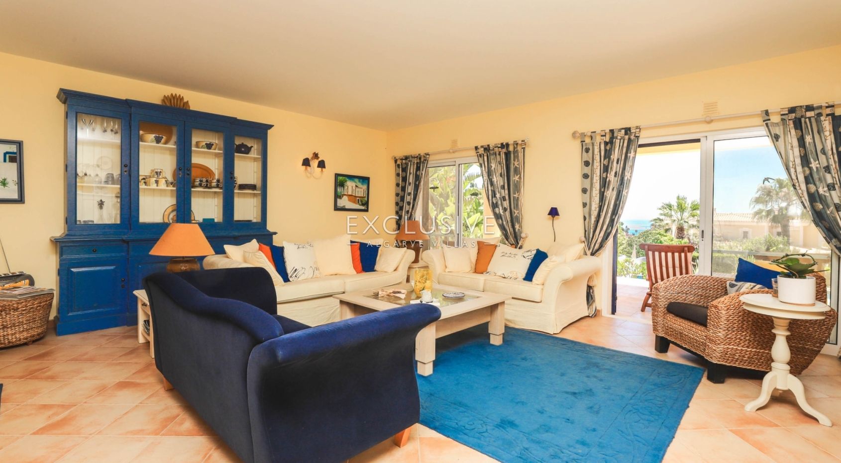 Villa mit vier Schlafzimmern und Meerblick in Praia da Luz, Lagos, Algarve