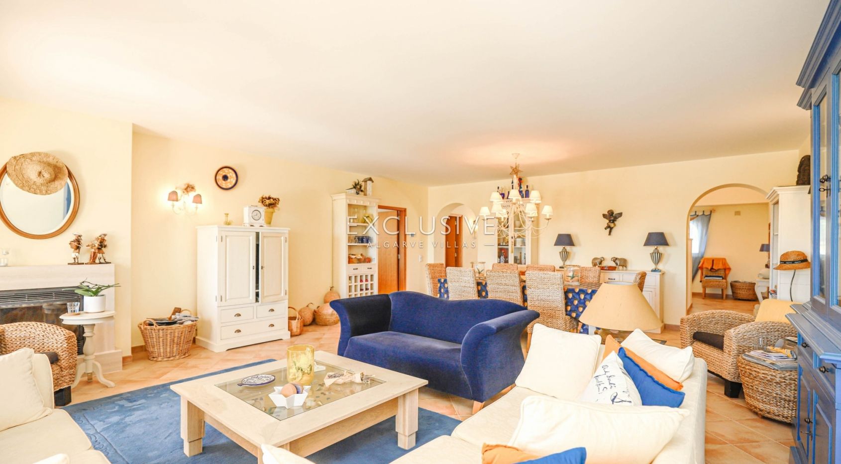 Villa mit vier Schlafzimmern und Meerblick in Praia da Luz, Lagos, Algarve