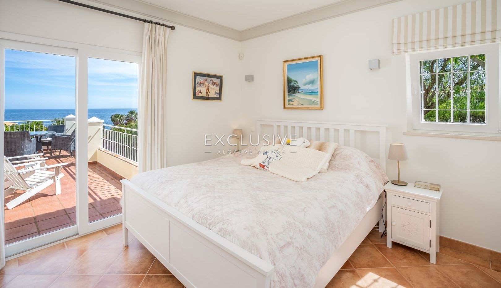 Luxurious Villa with Breathtaking Sea Views in Praia da Luz, Algarve