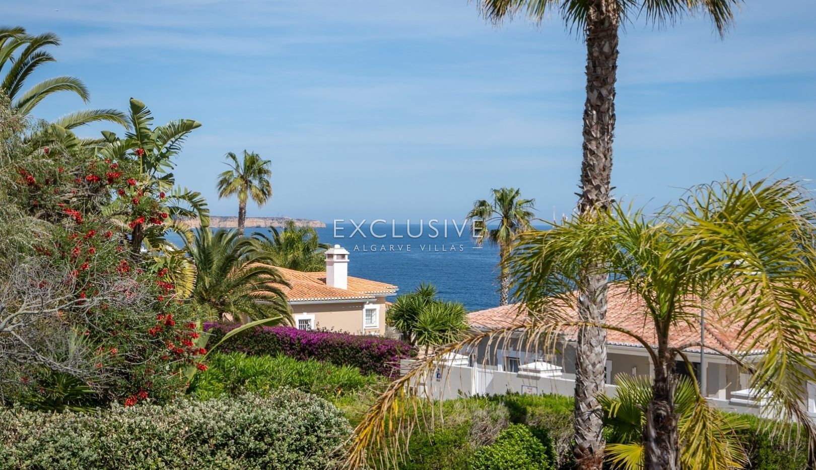 Luxurious Villa with Breathtaking Sea Views in Praia da Luz, Algarve