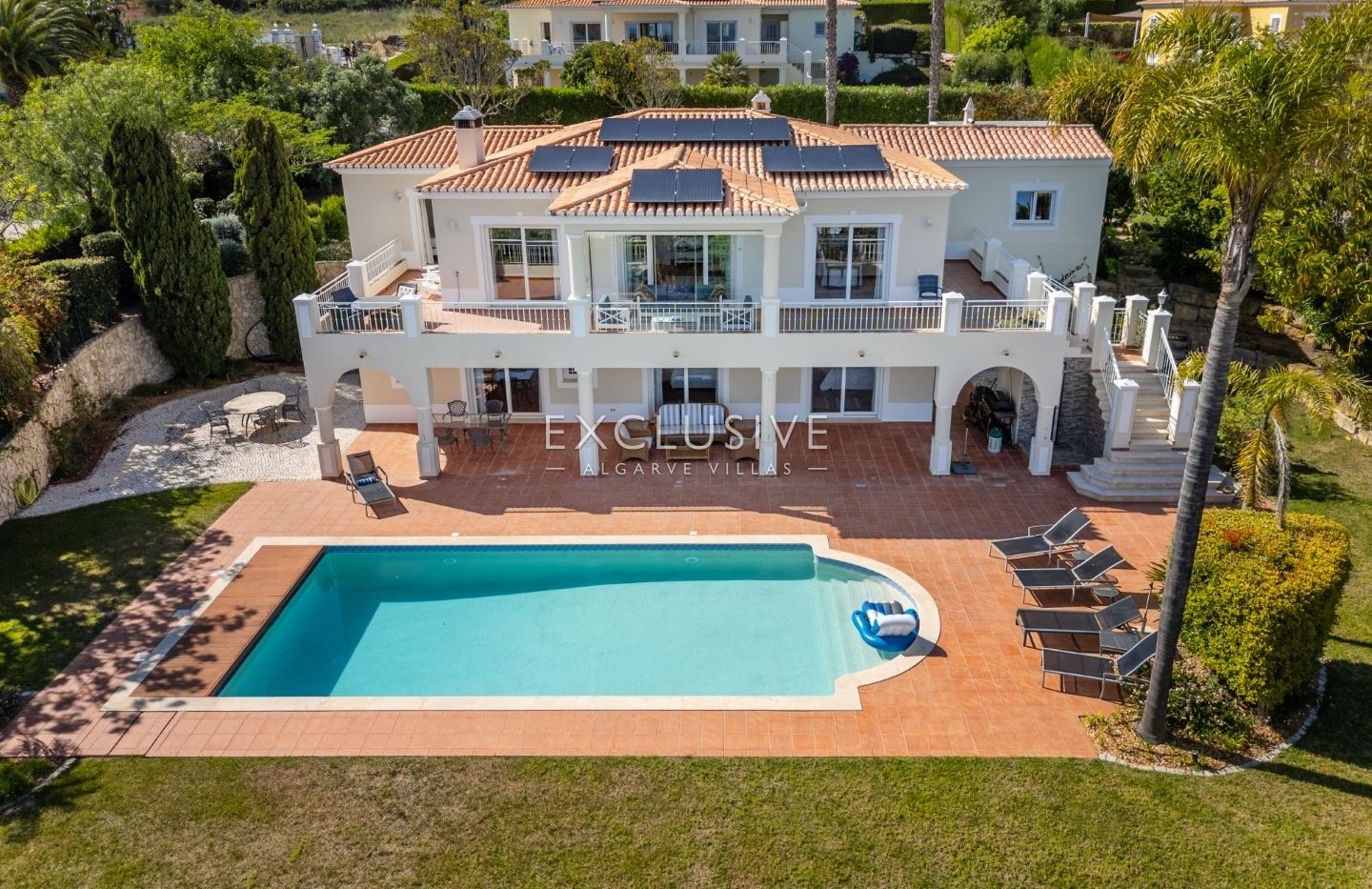 Luxurious Villa with Breathtaking Sea Views in Praia da Luz, Algarve