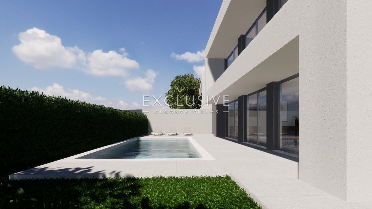 Contemporary house, 4 bedroom with salt swimming pool, Ferragudo, Algarve