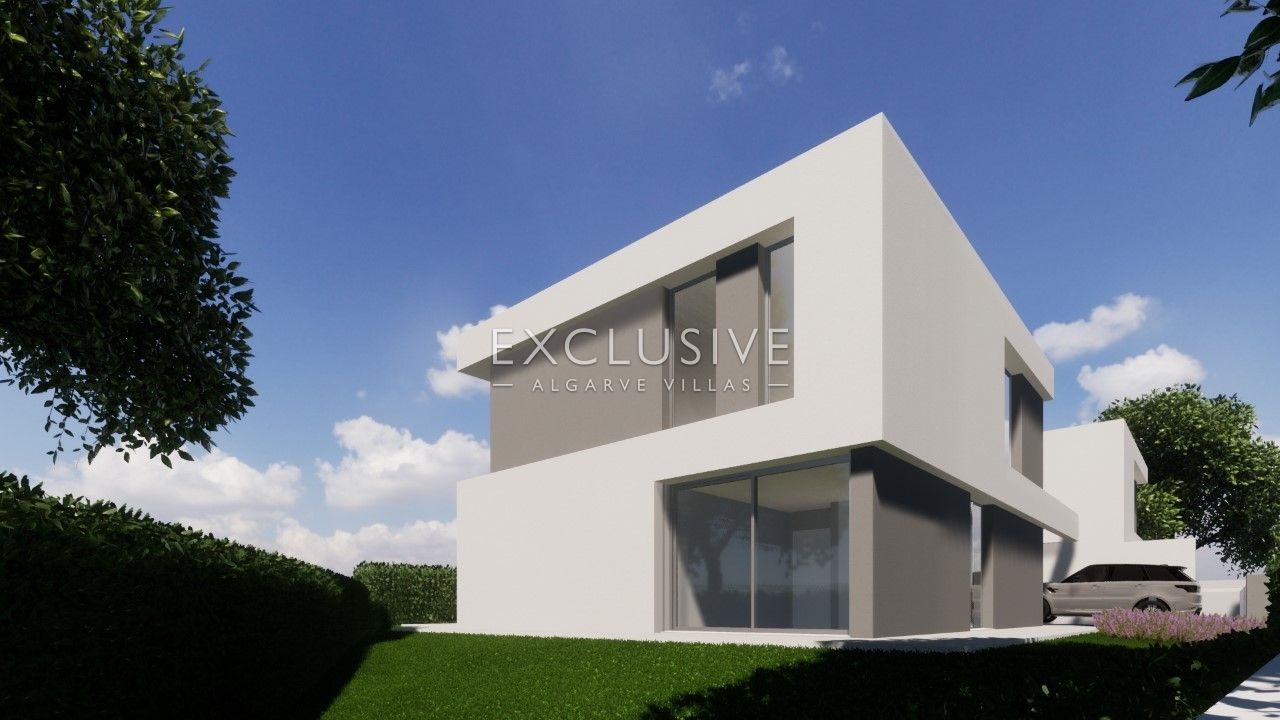 Contemporary house, 4 bedroom with salt swimming pool, Ferragudo, Algarve