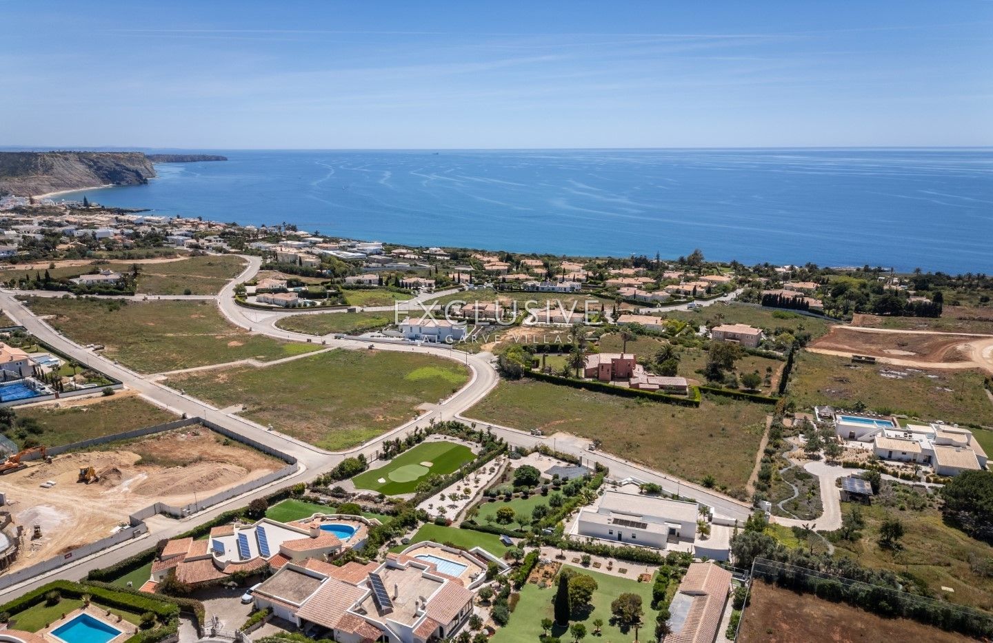Building plot with sea views in Luz, Lagos, Algarve