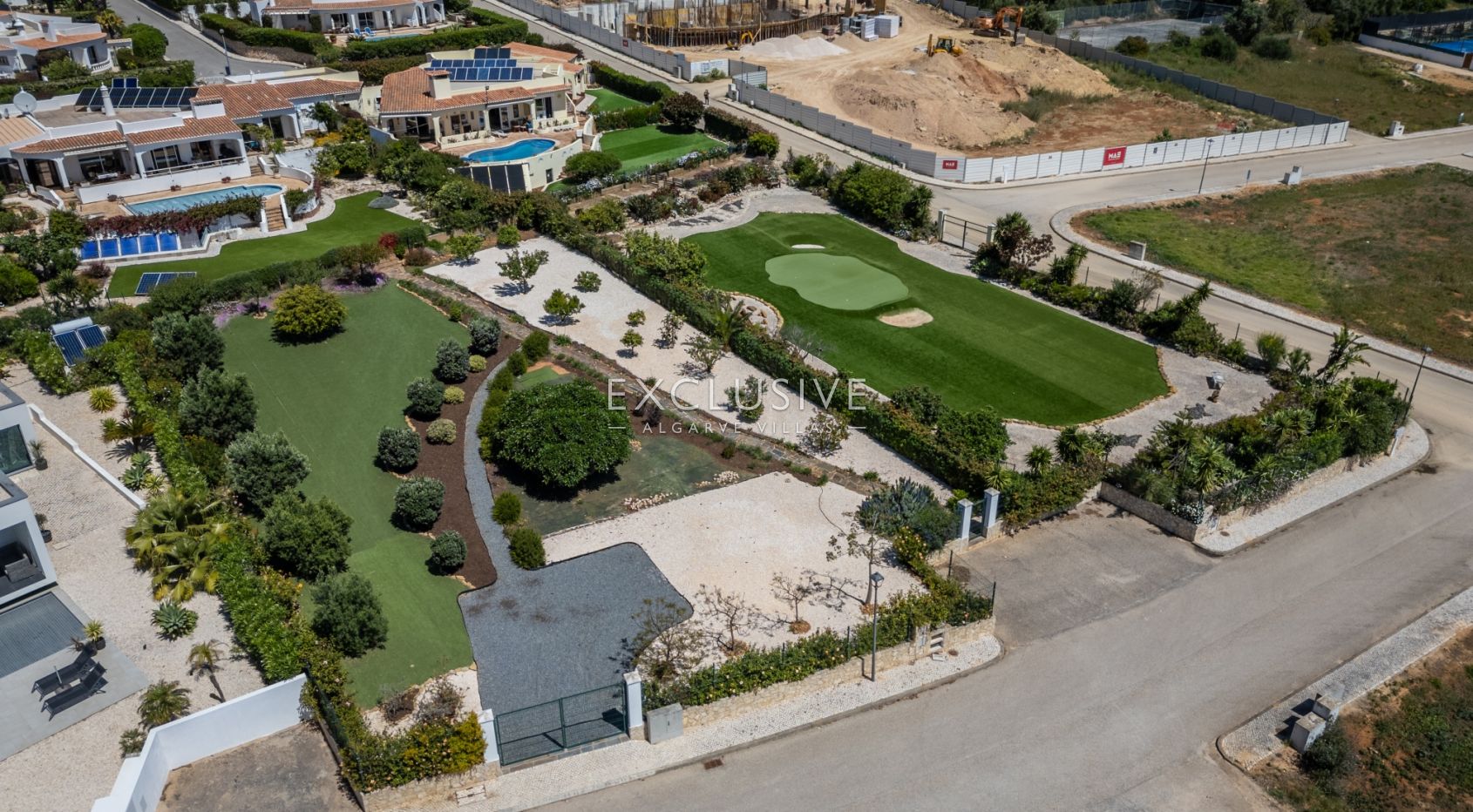 Building plot with sea views in Luz, Lagos, Algarve