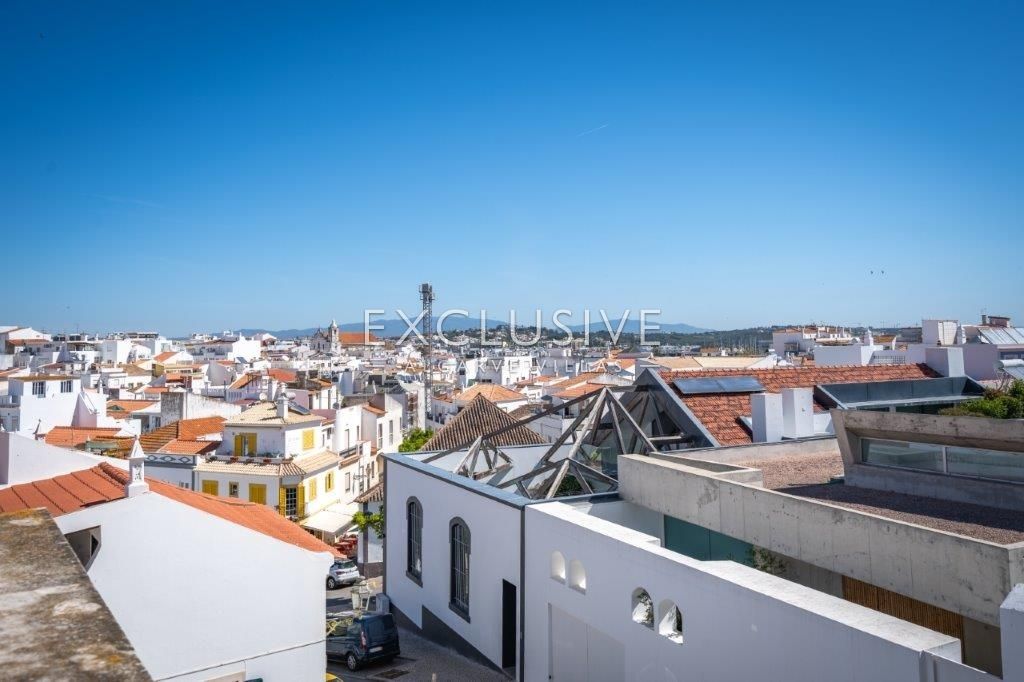 Comprar Moradia T4 em banda no Centro Histórico de Lagos, Algarve