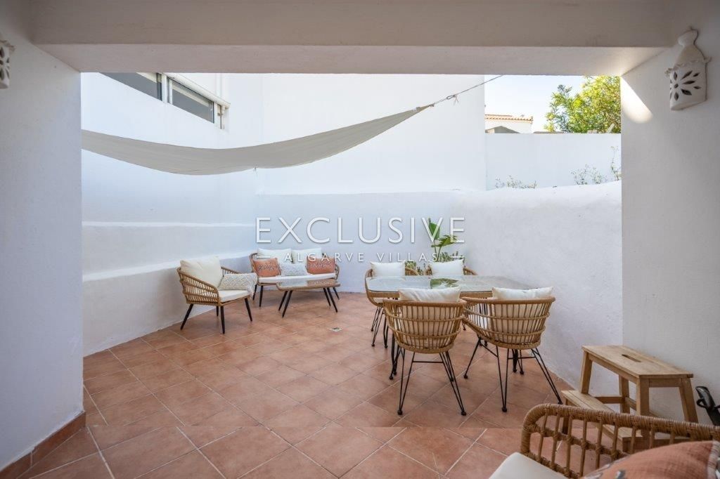 Comprar Moradia T4 em banda no Centro Histórico de Lagos, Algarve